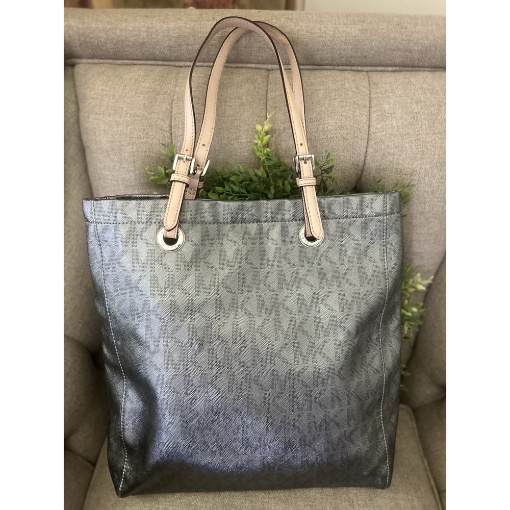 Michael Kors Signature Metallic Silver Leather Handbag Tote Bag 13 X 15 X 4 Lg.